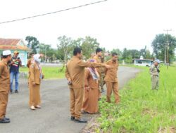 Terima Laporan, Bupati Haltim Langsung Tinjau Drainase RSUD Maba