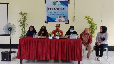 Suasana pelantikan pengurus PIK-R SMK Negeri 1 Halmahera Timur