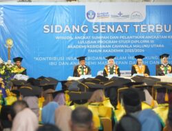 Hadiri Wisuda Akademi Kebidanan Cahwala, Ini Harapan Sekda Ternate