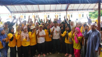 Foto bersama Ubaid-Anjas dan KKB Buli