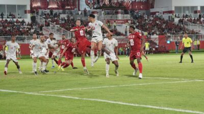 Suasana bermain Malut United vs Madura United di Stadion Gelora Kieraha, Jumat (10/1/2025) sore tadi.