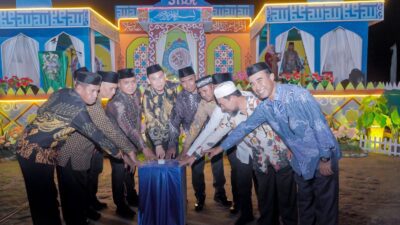 Penutupan STQH Ke-XII ditandai dengan Penekanan Tobol Serine