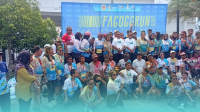 Bupati dan wakil bupati saat foto bersama dengan peserta Fagogoru Run usai kegiatan