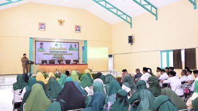 Sekda Kota Ternate, Dr H Rizal Marsaoly saat memberi sambutan pada agenda Pelantikan Pempinan Daerah (PD) Perkumpulan Guru Madrasah Indonesia (PGMI) Kota Ternate, masa bakti 2025-2030 (foto atu)