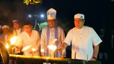 Pembakaran Guto Malam Ela- Ela atau Lailatul Qadar di Kadaton Kesultanan Tidore