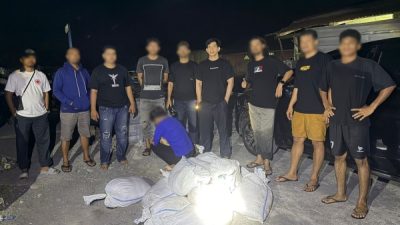 Total barang bukti yang diamankan mencapai kurang lebih 660 kantong siap edar