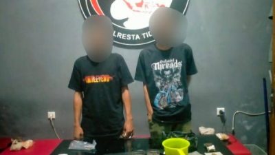 Pelaku Pengedar Narkoba dan Barang Bukti di Tidore