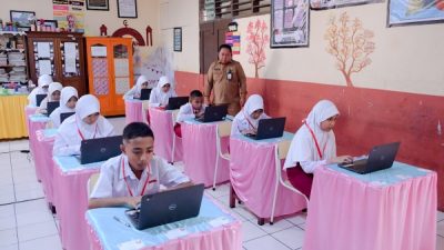 Sekda Ternate Pantau Langsung TKA SD