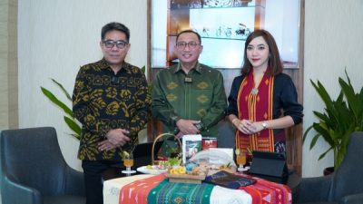 Sesi Foto Bersama Usai Mengisi Podcast