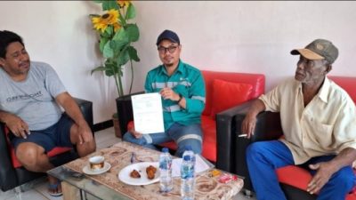 penyelesaian lahan melibatkan Alimusu, Kepala Desa Kawasi Arifin Saroa, dan pihak perusahaan (foto istmwa)