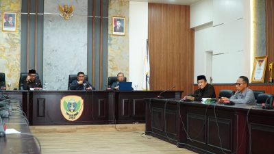 Pemkot bergerak cepat mensosialisasikan ulang Perwali tentang Pembatasan Aktivitas Pemerintah dan Masyarakat di setiap hari Jumat.