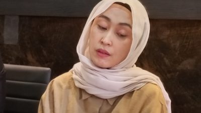 Pipin Wulandari istri Anggota Brimob Polda Maluku Utara yang sempat viral menjadi korban KDRT hingga menjalani operasi di RSUD (Foto_Ier)