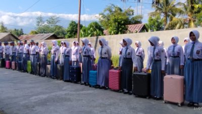 Para calon Paskibraka Halsel 2026 saat masuk karantina
