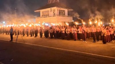 Upacara Taptu dan Pawai Obor di Halsel (fotoongen)