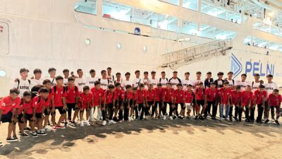 Skuat IM Ternate U-13 dan I-17 yang akan berlaga di piala Soeratin Zona 7 Nasional