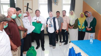 Korpri Peduli Salurkan Bantuan Untuk Lansia di Sulamadaha